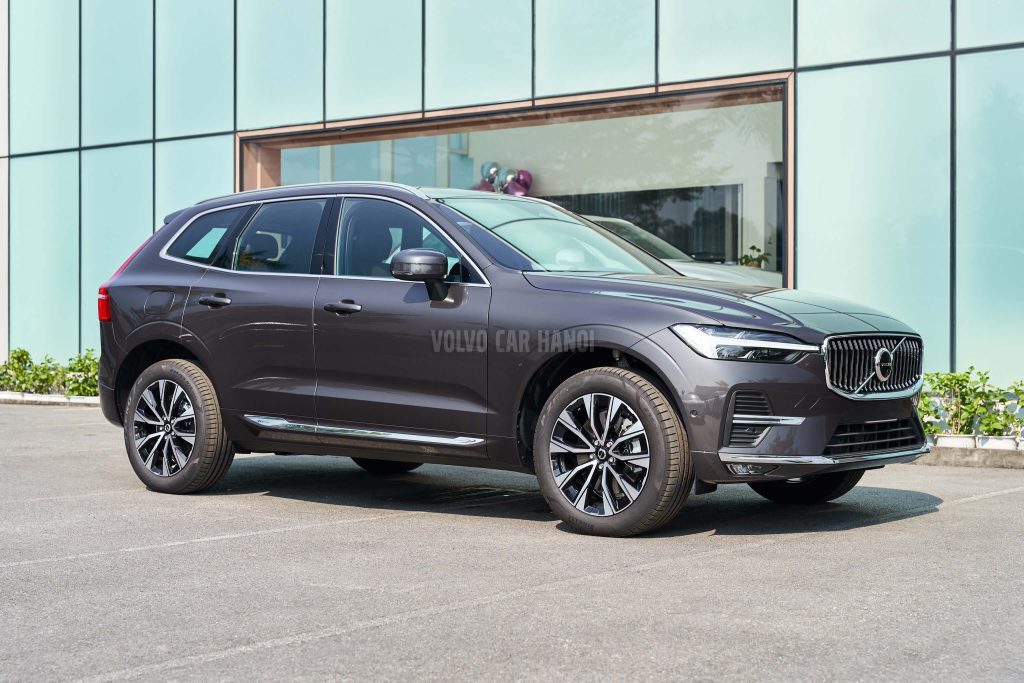 Ngắm Nhìn Volvo XC60 Ultimate 2023 Xám Platinum Grey