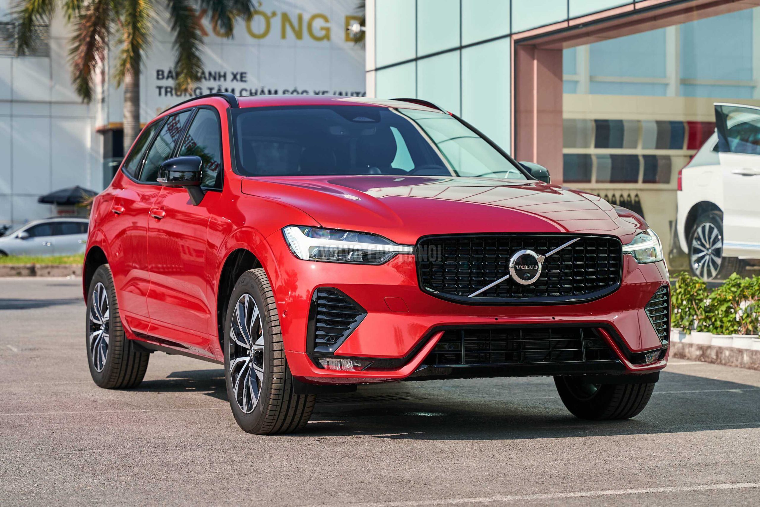 Chiêm Ngưỡng Volvo XC60 Rực Lửa Với Màu Đỏ Fusion Red